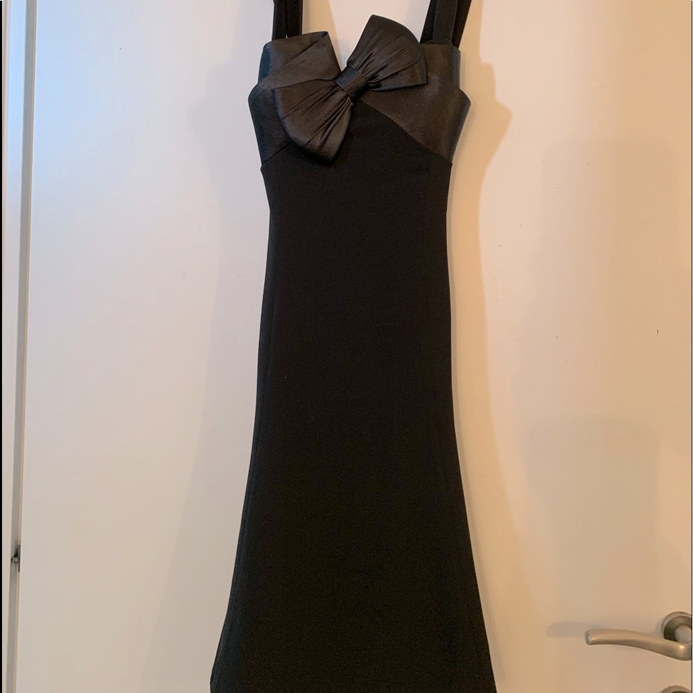 **NWOT** Black Hourglass MIDI Dress w/ Bow Detail